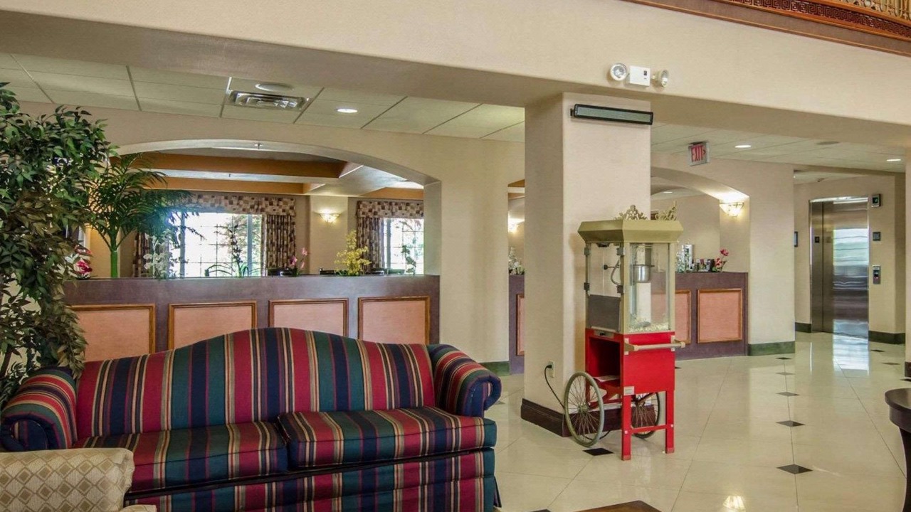 Photo of Livingroom in Springdale