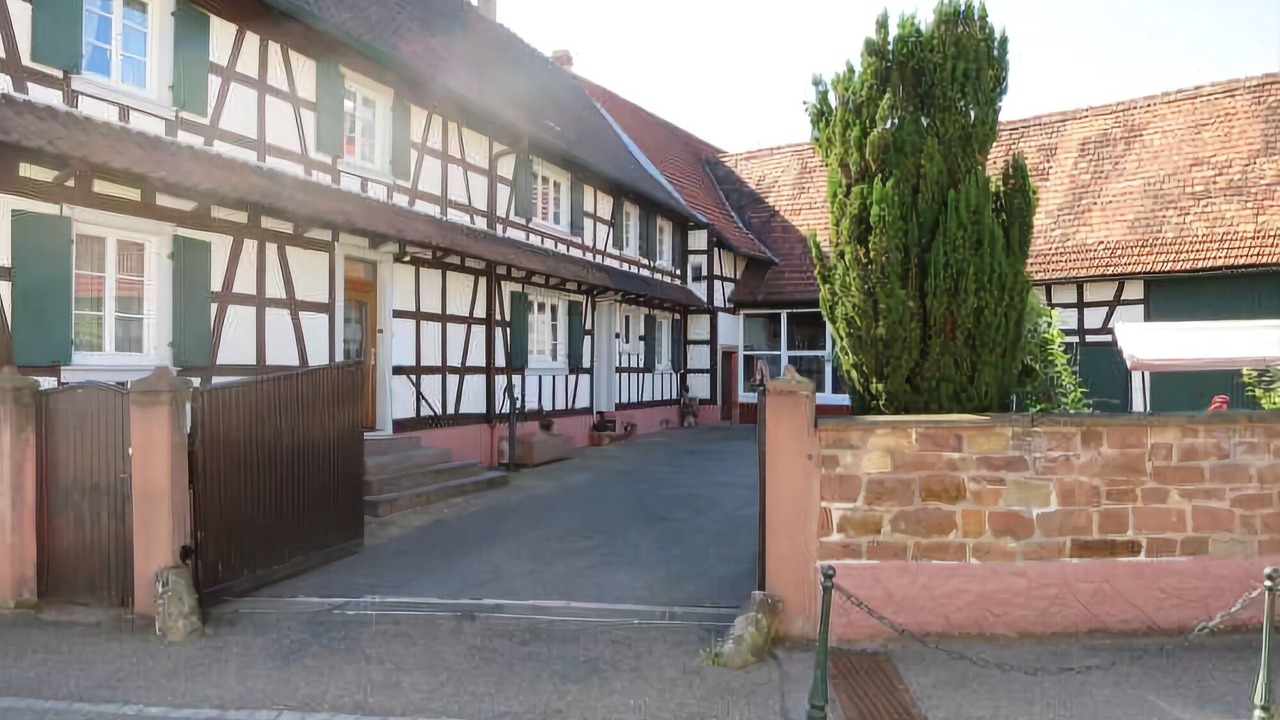 Photo of Buildings in Gries