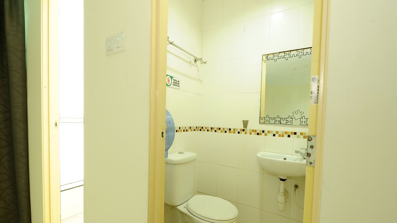 Photo of Bathroom in Medan Batu Caves