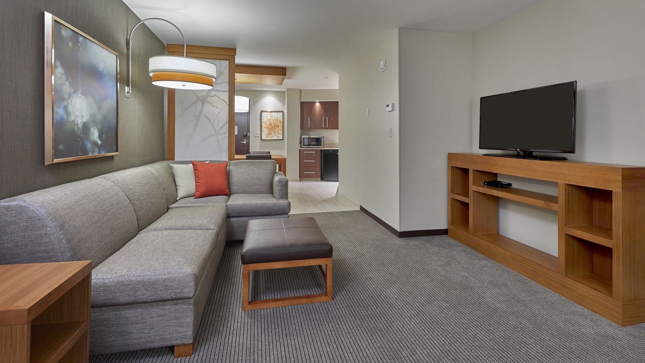 Photo of Livingroom in Cal Young