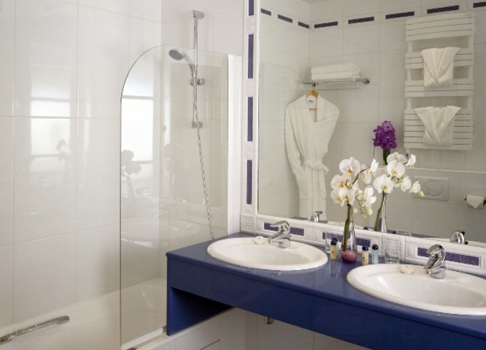 Photo of Bathroom in Saint-Thomas-d'Aquin