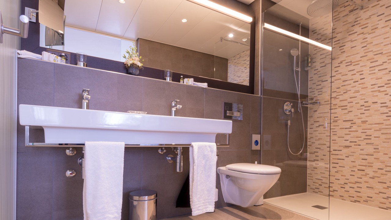 Photo of Others in District 6