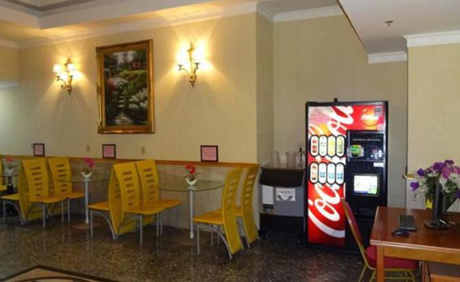 Photo of Livingroom in Flushing Chinatown