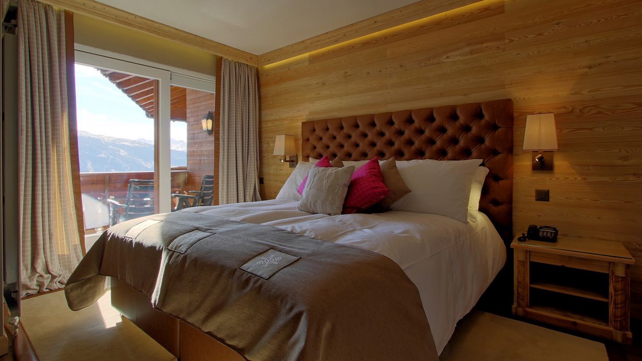 Photo of Bedroom in Noes