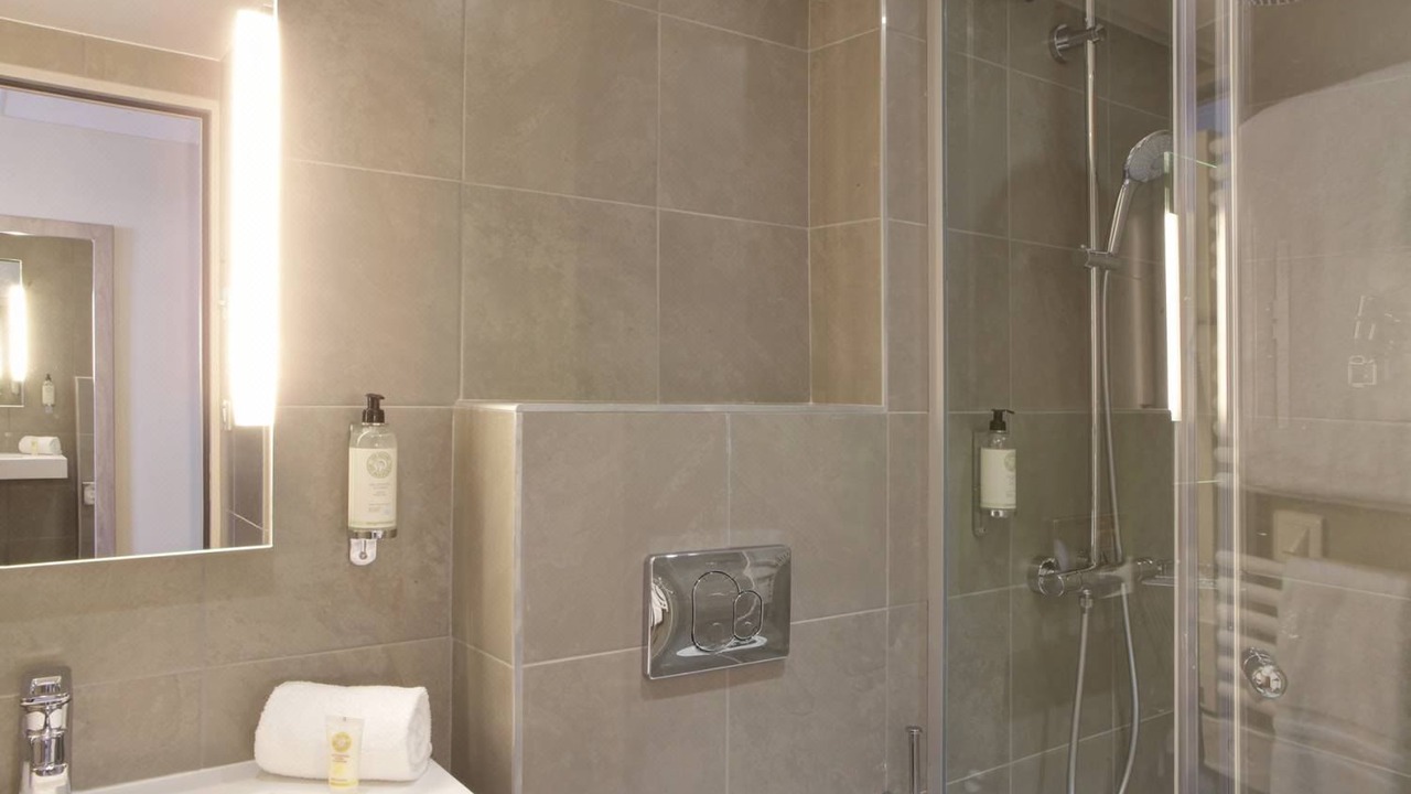 Photo of Bathroom in Velizy-Villacoublay