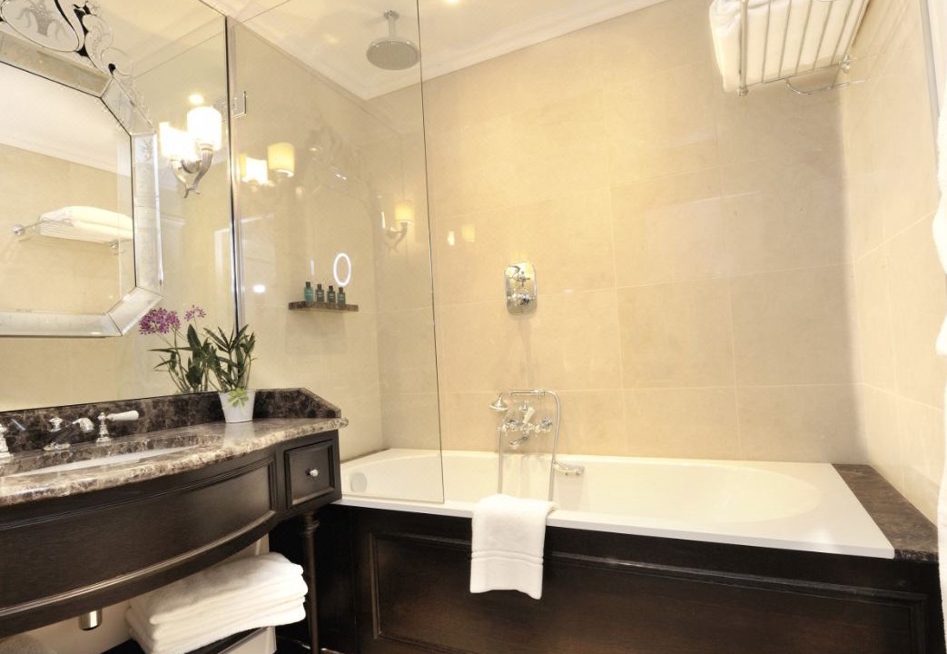 Photo of Others in Chantilly