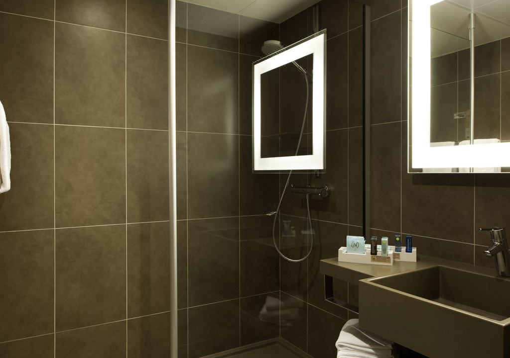 Photo of Bathroom in Lesquin
