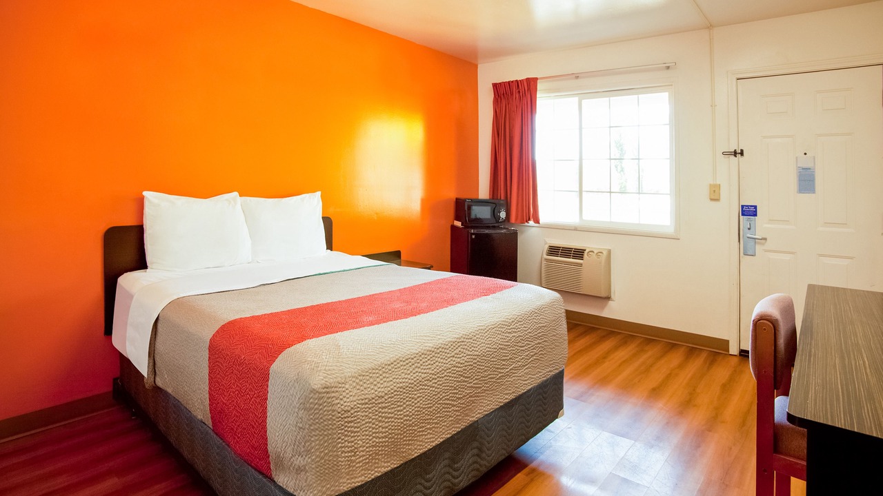 Photo of Bedroom in Carrolls