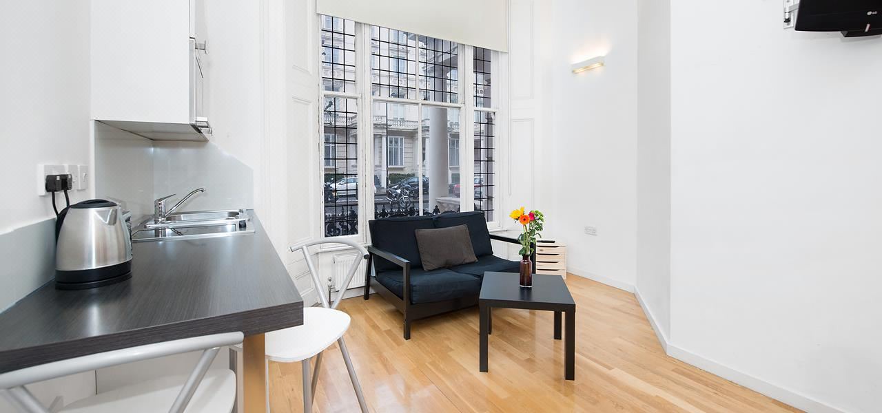 Photo of Livingroom in Lancaster Gate