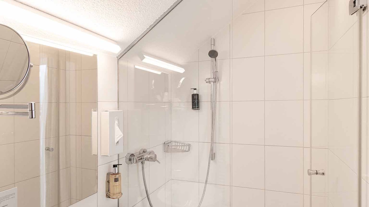 Photo of Bathroom in District 6
