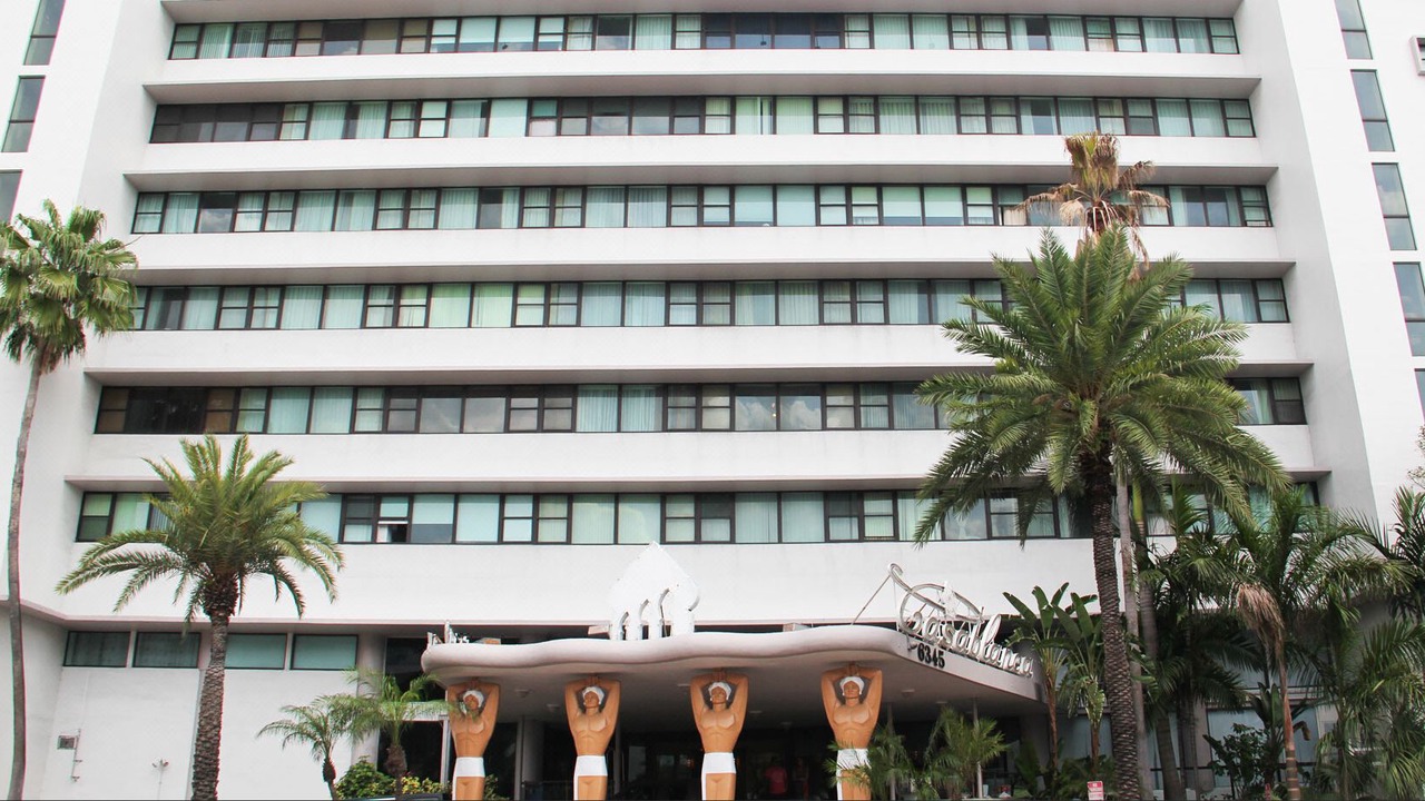 Photo of Buildings in Mid Beach