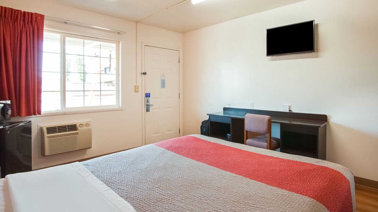 Photo of Bedroom in Carrolls