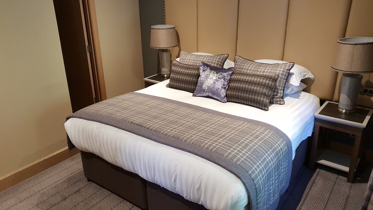 Photo of Bedroom in Fence