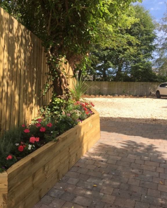 Photo of Others in Lanark