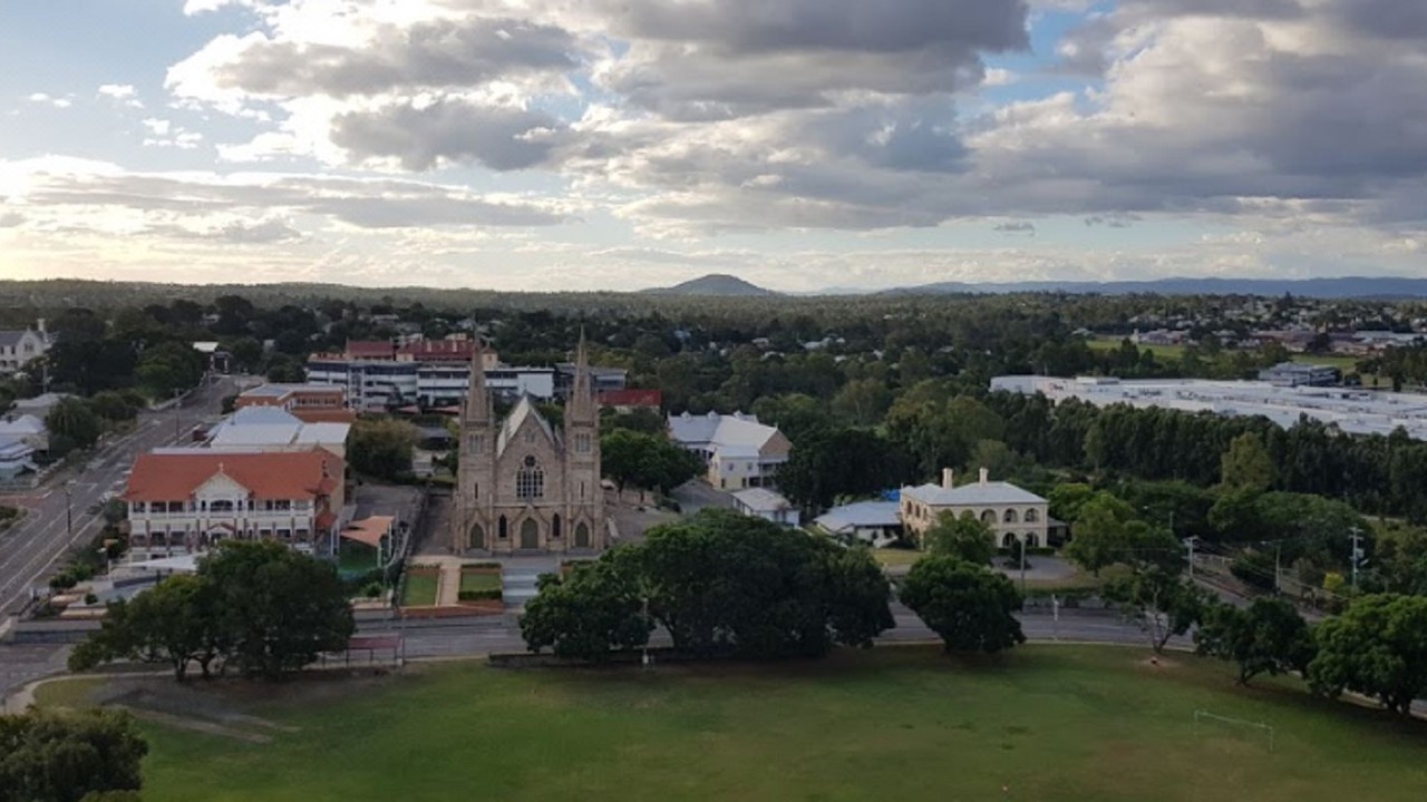 Photo of Buildings in Woodend