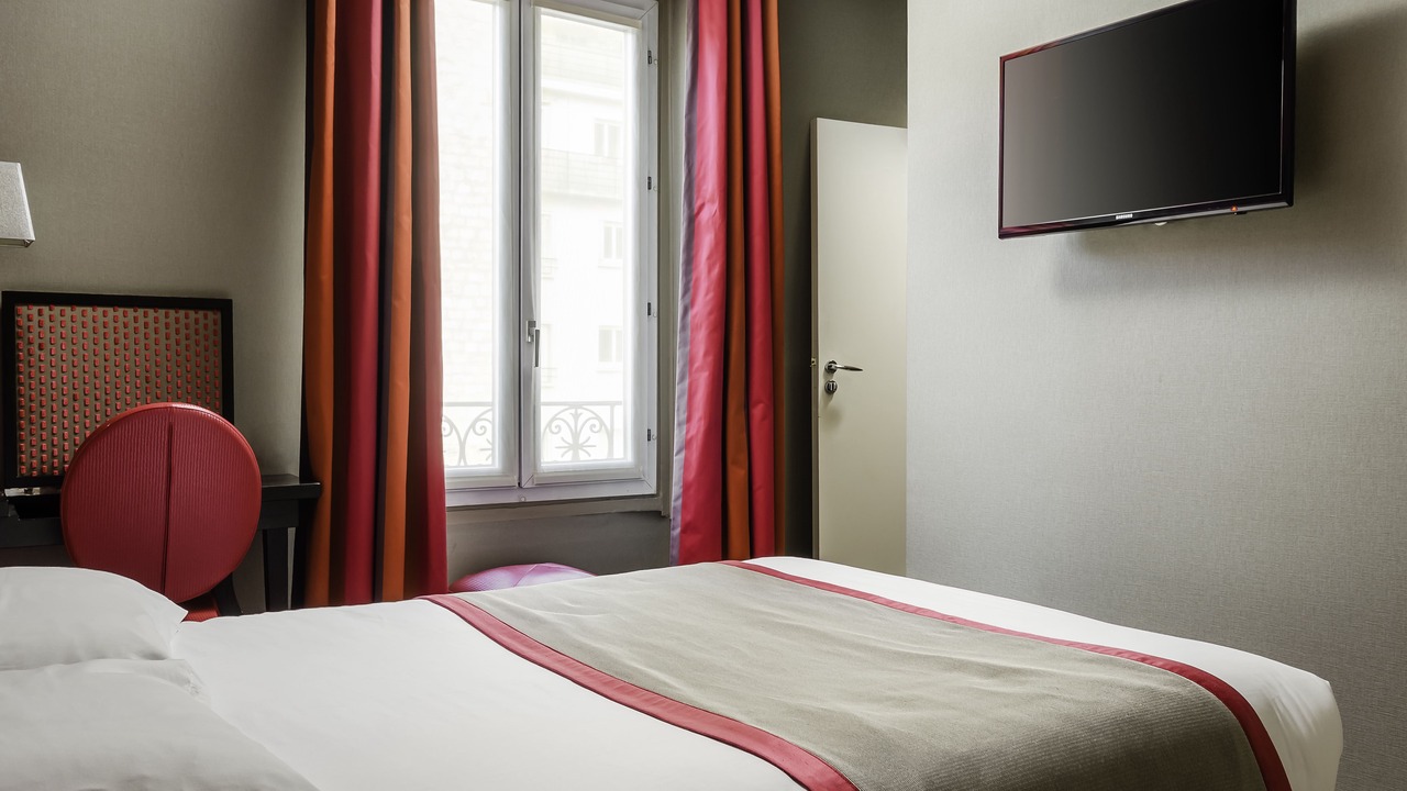 Photo of Bedroom in Quartier de la Plaine-de-Monceaux