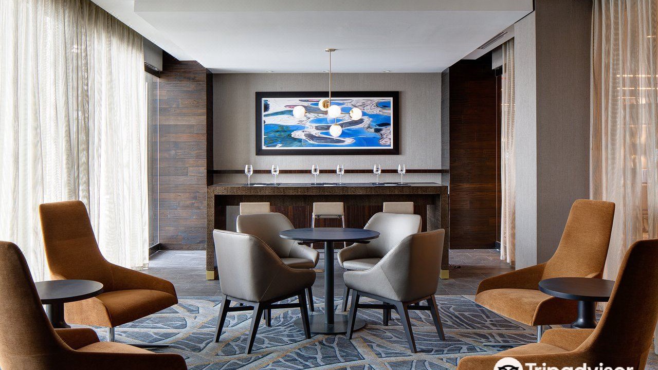 Photo of Livingroom in Downtown West