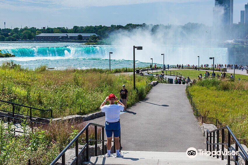 Photo of Others in Niagara Falls