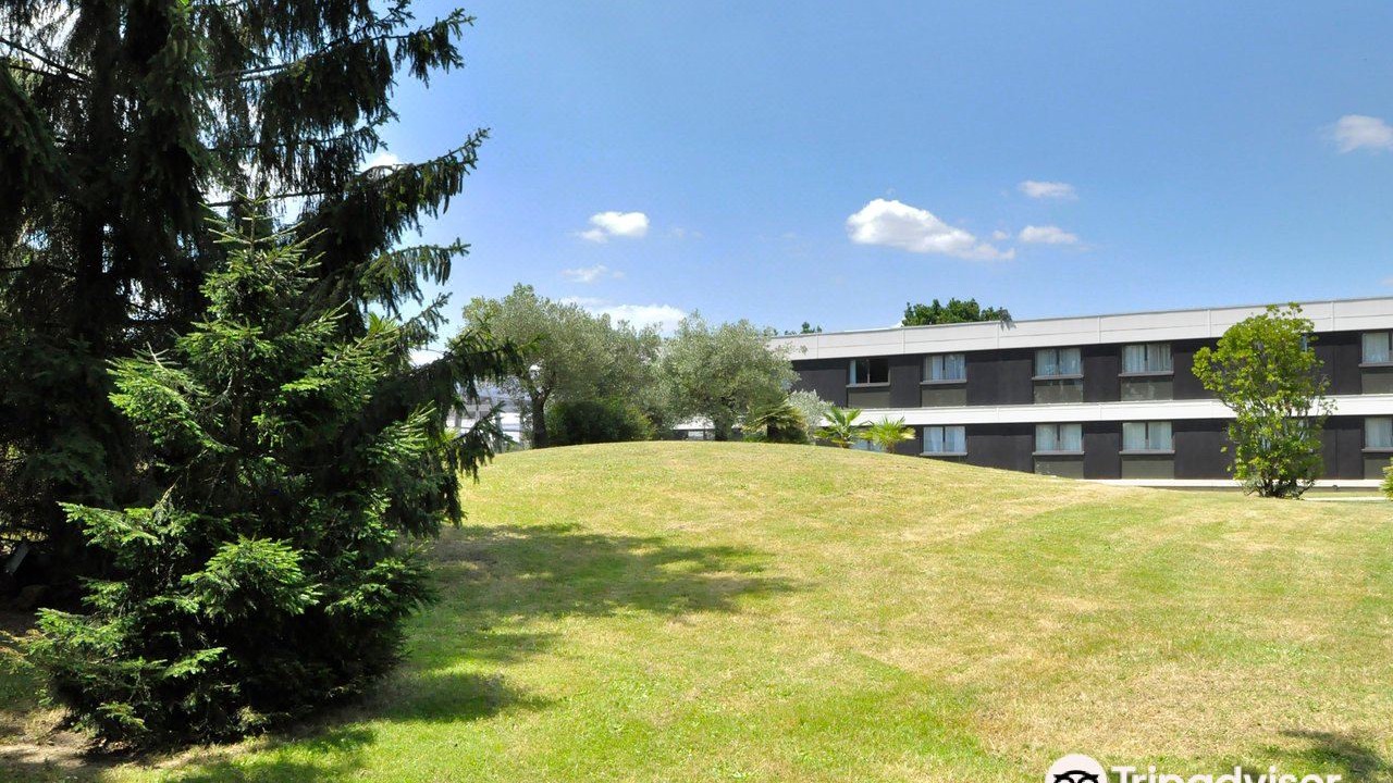 Photo of Buildings in Carquefou