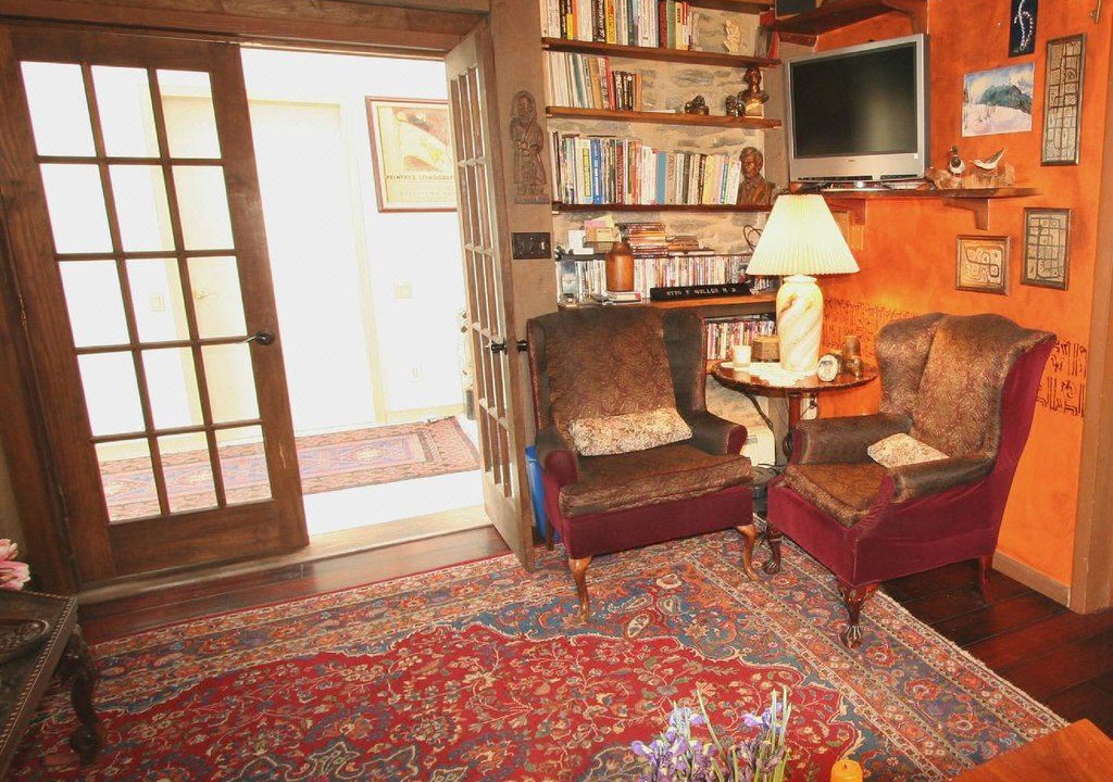 Photo of Livingroom in Media