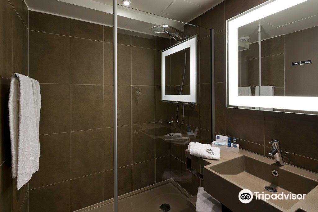 Photo of Bathroom in Noyelles-Godault