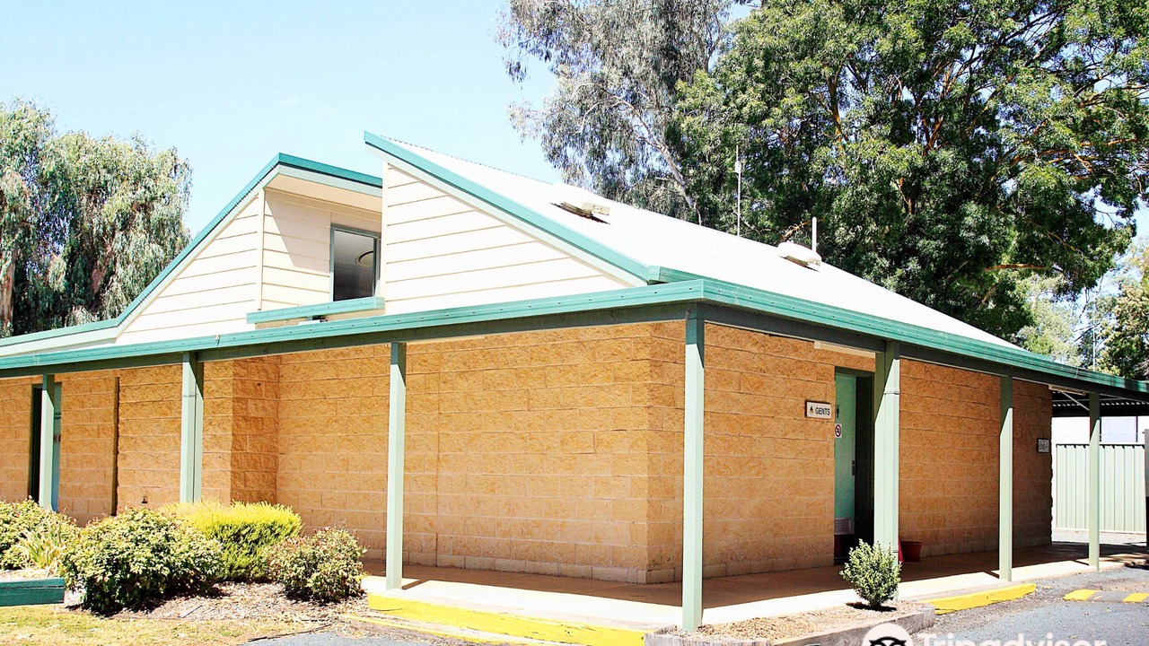 Photo of Buildings in Echuca Village