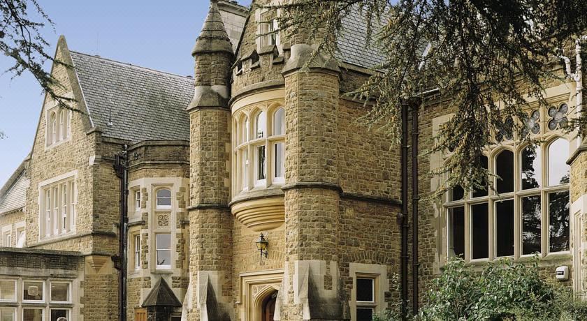 Photo of Buildings in Betchworth