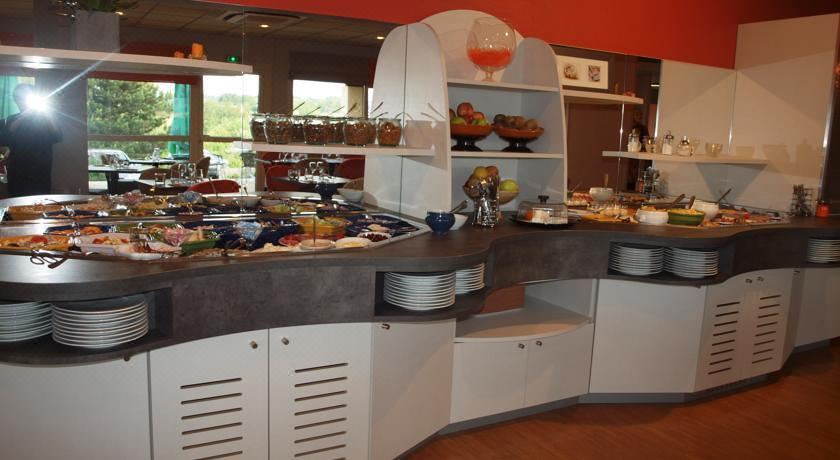 Photo of Kitchen in Saint-Saturnin