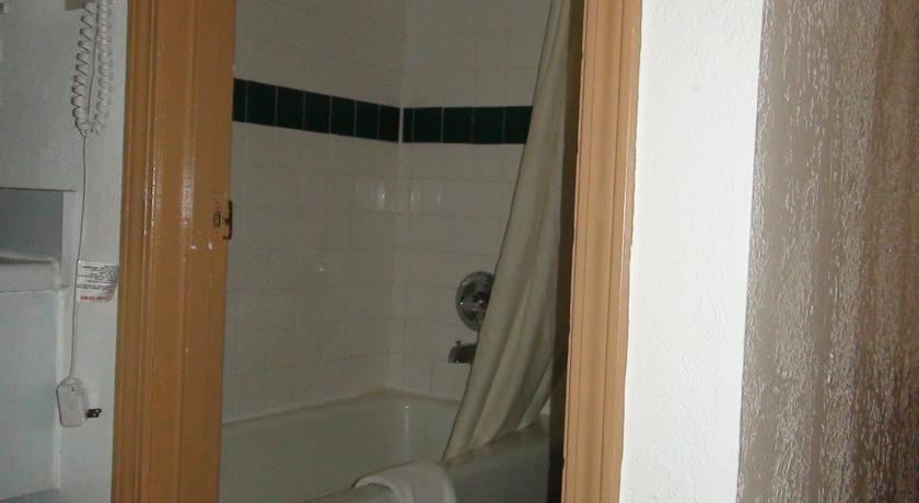 Photo of Bathroom in Midwest City