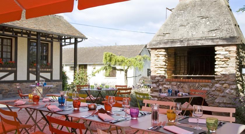 Photo of Patio Balcony in Saint-Pierre-la-Garenne