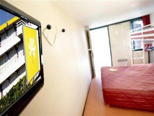 Photo of Bedroom in Perreux