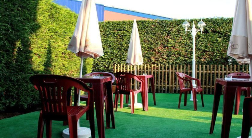 Photo of Others in Calais