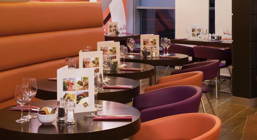 Photo of Livingroom in Borehamwood