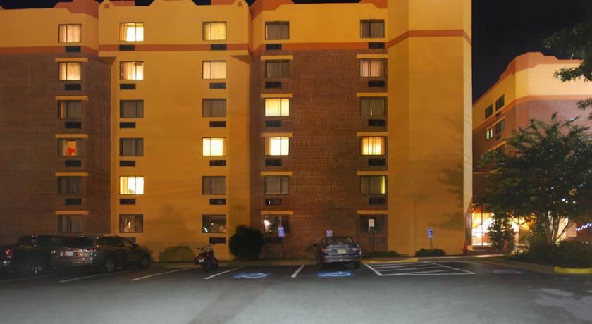 Photo of Buildings in Fairfax