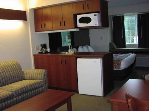 Photo of Livingroom in Olean