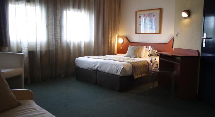 Photo of Bedroom in Vezin-le-Coquet