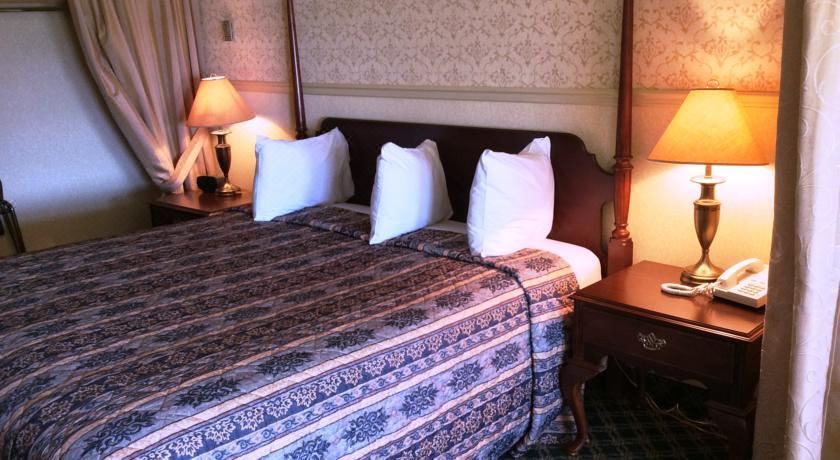Photo of Bedroom in Montebello