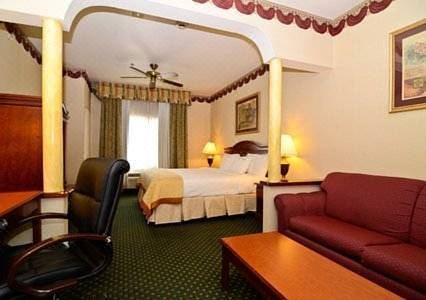 Photo of Livingroom in Bakersfield