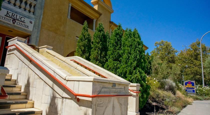 Photo of Buildings in Healdsburg