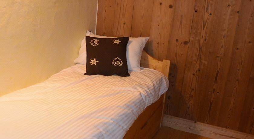 Photo of Bedroom in Thyez