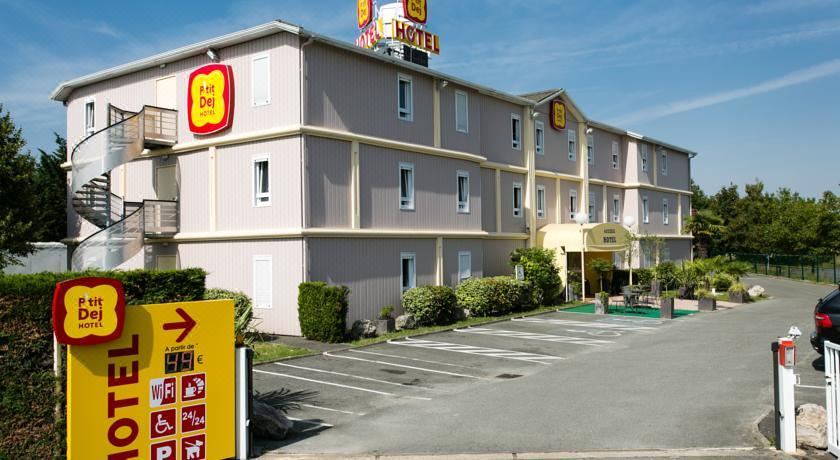 Photo of Buildings in La Chapelle-Saint-Mesmin