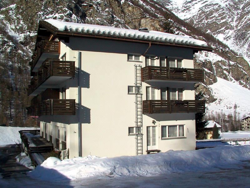 Photo of Buildings in Randa