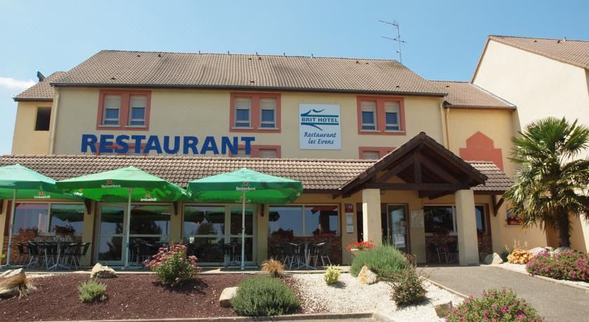 Photo of Buildings in Saint-Saturnin