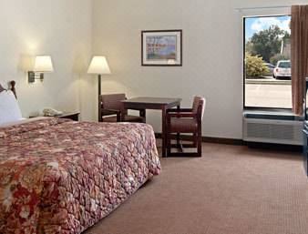 Photo of Bedroom in Rayne