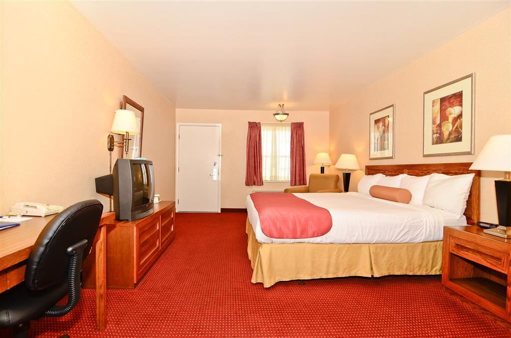 Photo of Bedroom in Grants Pass