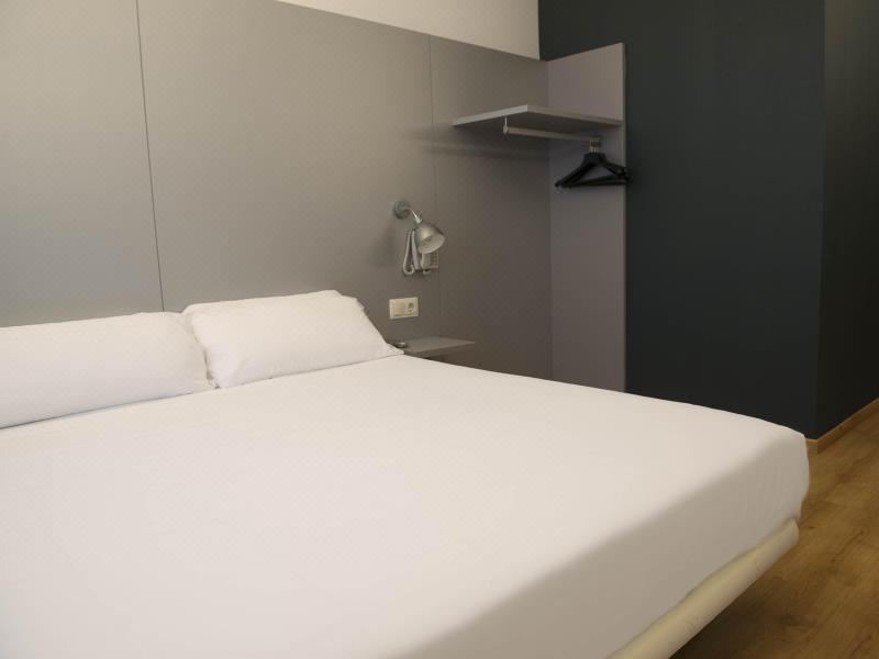 Photo of Bedroom in Salt