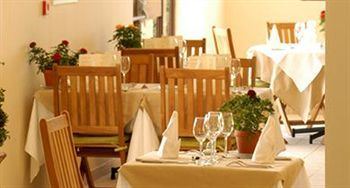 Photo of Livingroom in Saint-Quentin-la-Poterie