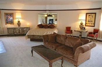 Photo of Livingroom in Boulder City