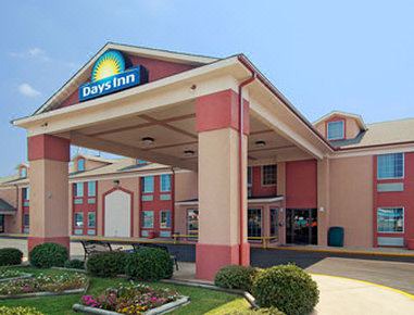 Photo of Buildings in Pauls Valley