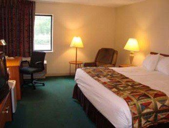 Photo of Bedroom in Sullivan